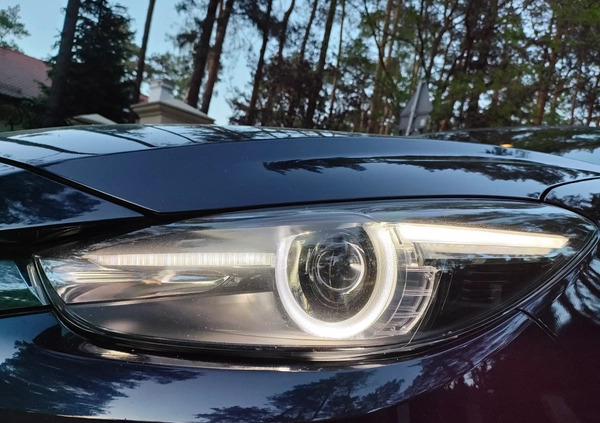 Mazda 3 cena 64444 przebieg: 123400, rok produkcji 2019 z Żyrardów małe 781